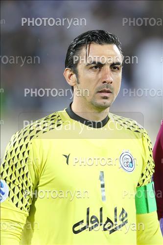 <span style='background: #33747a;font-weight: 300;font-size: 10px;box-shadow: 2px 3px 5px black;border-radius: 2px;margin: 2px;color: #fff;padding: 2px 5px;font - size: 10px;line - height: 22px; '>سید مهدی رحمتی</span> 