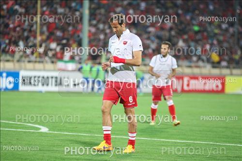 <span style='background: #33747a;box-shadow: 2px 3px 5px black;font-weight: 300;font-size: 10px;border-radius: 2px;margin: 2px;color: #fff;padding: 2px 5px;font - size: 10px;line - height: 22px; '>محسن بنگر</span> 