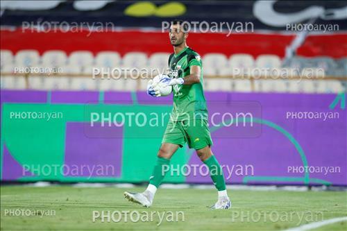 <span style='background: #33747a;box-shadow: 2px 3px 5px black;font-weight: 300;font-size: 10px;border-radius: 2px;margin: 2px;color: #fff;padding: 2px 5px;font - size: 10px;line - height: 22px; '>محمد رشید مظاهری</span> 