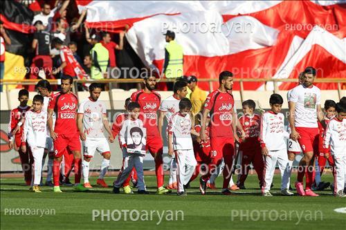 <span style='background: #33747a;box-shadow: 2px 3px 5px black;font-weight: 300;font-size: 10px;border-radius: 2px;margin: 2px;color: #fff;padding: 2px 5px;font - size: 10px;line - height: 22px; '>میلاد کمندانی</span> <span style='background: #33747a;box-shadow: 2px 3px 5px black;font-weight: 300;font-size: 10px;border-radius: 2px;margin: 2px;color: #fff;padding: 2px 5px;font - size: 10px;line - height: 22px; '>محمد انصاری</span> <span style='background: #33747a;box-shadow: 2px 3px 5px black;font-weight: 300;font-size: 10px;border-radius: 2px;margin: 2px;color: #fff;padding: 2px 5px;font - size: 10px;line - height: 22px; '>مهدی طارمی</span> 