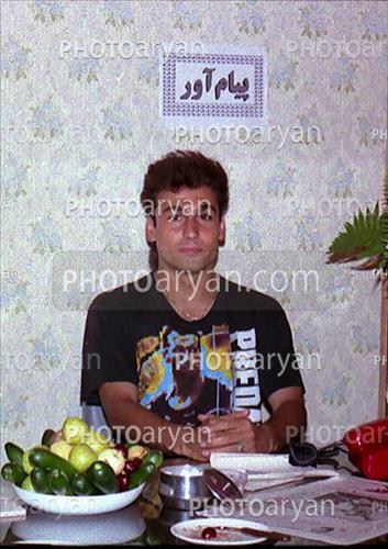 <span style='background: #33747a;box-shadow: 2px 3px 5px black;font-weight: 300;font-size: 10px;border-radius: 2px;margin: 2px;color: #fff;padding: 2px 5px;font - size: 10px;line - height: 22px; '>علی اکبریان</span> 