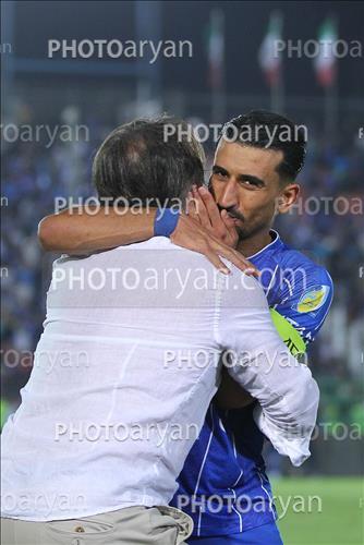 <span style='background: #33747a;box-shadow: 2px 3px 5px black;font-weight: 300;font-size: 10px;border-radius: 2px;margin: 2px;color: #fff;padding: 2px 5px;font - size: 10px;line - height: 22px; '>صالح حردانی</span> <span style='background: #33747a;box-shadow: 2px 3px 5px black;font-weight: 300;font-size: 10px;border-radius: 2px;margin: 2px;color: #fff;padding: 2px 5px;font - size: 10px;line - height: 22px; '>ریکاردو ساپینتو Ricardo Sá Pinto </span> 