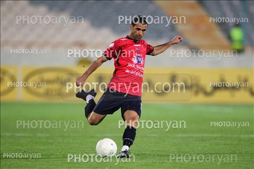 <span style='background: #33747a;box-shadow: 2px 3px 5px black;font-weight: 300;font-size: 10px;border-radius: 2px;margin: 2px;color: #fff;padding: 2px 5px;font - size: 10px;line - height: 22px; '>ایوب کلانتری</span> 