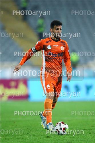 <span style='background: #33747a;box-shadow: 2px 3px 5px black;font-weight: 300;font-size: 10px;border-radius: 2px;margin: 2px;color: #fff;padding: 2px 5px;font - size: 10px;line - height: 22px; '>روزبه شاه علی دوست</span> 