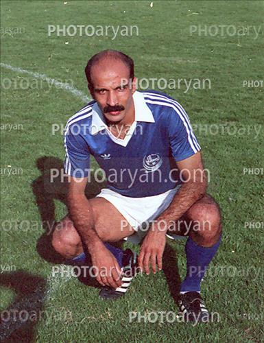 <span style='background: #33747a;font-weight: 300;font-size: 10px;box-shadow: 2px 3px 5px black;border-radius: 2px;margin: 2px;color: #fff;padding: 2px 5px;font - size: 10px;line - height: 22px; '>عبدالعلی چنگیز</span> 