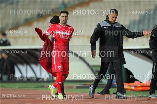پرسپولیس 2- ذوب آهن  0 (1400/10/03)
