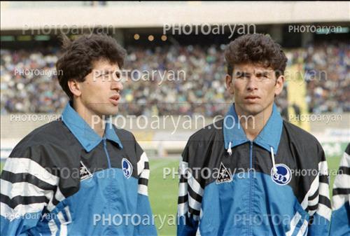 <span style='background: #33747a;box-shadow: 2px 3px 5px black;font-weight: 300;font-size: 10px;border-radius: 2px;margin: 2px;color: #fff;padding: 2px 5px;font - size: 10px;line - height: 22px; '>سیروس نعمتی نژاد</span> <span style='background: #33747a;box-shadow: 2px 3px 5px black;font-weight: 300;font-size: 10px;border-radius: 2px;margin: 2px;color: #fff;padding: 2px 5px;font - size: 10px;line - height: 22px; '>محمد تقوی</span> 