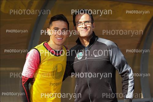 <span style='background: #33747a;box-shadow: 2px 3px 5px black;font-weight: 300;font-size: 10px;border-radius: 2px;margin: 2px;color: #fff;padding: 2px 5px;font - size: 10px;line - height: 22px; '>کوروش برمک</span> <span style='background: #33747a;box-shadow: 2px 3px 5px black;font-weight: 300;font-size: 10px;border-radius: 2px;margin: 2px;color: #fff;padding: 2px 5px;font - size: 10px;line - height: 22px; '>فرشاد احمدزاده</span> 