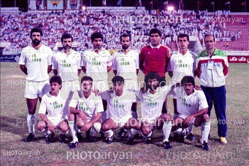 <span style='background: #33747a;font-weight: 300;font-size: 10px;box-shadow: 2px 3px 5px black;border-radius: 2px;margin: 2px;color: #fff;padding: 2px 5px;font - size: 10px;line - height: 22px; '>احمدرضا عابدزاده Ahmad Reza Abedzadeh</span> 