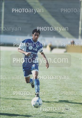 <span style='background: #33747a;box-shadow: 2px 3px 5px black;font-weight: 300;font-size: 10px;border-radius: 2px;margin: 2px;color: #fff;padding: 2px 5px;font - size: 10px;line - height: 22px; '>فرزاد مجیدی</span> 