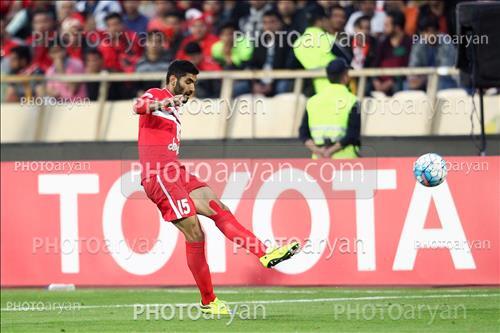 <span style='background: #33747a;font-weight: 300;font-size: 10px;box-shadow: 2px 3px 5px black;border-radius: 2px;margin: 2px;color: #fff;padding: 2px 5px;font - size: 10px;line - height: 22px; '>محمد انصاری</span> 