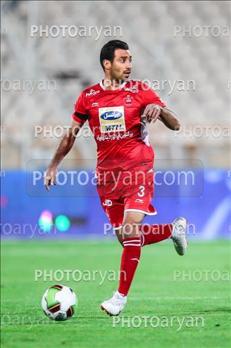 <span style='background: #33747a;font-weight: 300;font-size: 10px;box-shadow: 2px 3px 5px black;border-radius: 2px;margin: 2px;color: #fff;padding: 2px 5px;font - size: 10px;line - height: 22px; '>شجاع خلیل زاده</span> 