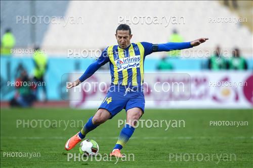 <span style='background: #33747a;box-shadow: 2px 3px 5px black;font-weight: 300;font-size: 10px;border-radius: 2px;margin: 2px;color: #fff;padding: 2px 5px;font - size: 10px;line - height: 22px; '>آندرانیک تیموریان</span> 