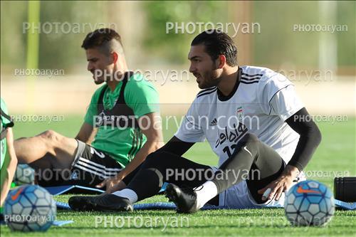 <span style='background: #33747a;font-weight: 300;font-size: 10px;box-shadow: 2px 3px 5px black;border-radius: 2px;margin: 2px;color: #fff;padding: 2px 5px;font - size: 10px;line - height: 22px; '>وریا غفوری</span> <span style='background: #33747a;font-weight: 300;font-size: 10px;box-shadow: 2px 3px 5px black;border-radius: 2px;margin: 2px;color: #fff;padding: 2px 5px;font - size: 10px;line - height: 22px; '>علیرضا حقیقی</span> 