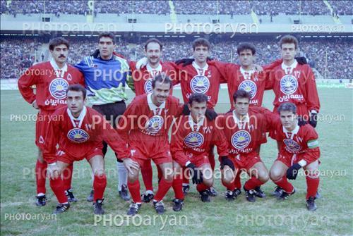 <span style='background: #33747a;font-weight: 300;font-size: 10px;box-shadow: 2px 3px 5px black;border-radius: 2px;margin: 2px;color: #fff;padding: 2px 5px;font - size: 10px;line - height: 22px; '>احمدرضا عابدزاده Ahmad Reza Abedzadeh</span> 