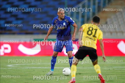 <span style='background: #33747a;box-shadow: 2px 3px 5px black;font-weight: 300;font-size: 10px;border-radius: 2px;margin: 2px;color: #fff;padding: 2px 5px;font - size: 10px;line - height: 22px; '>محمد علی نژاد</span> <span style='background: #33747a;box-shadow: 2px 3px 5px black;font-weight: 300;font-size: 10px;border-radius: 2px;margin: 2px;color: #fff;padding: 2px 5px;font - size: 10px;line - height: 22px; '>Raphael da Silva Arruda (رافائل سیلوا)</span> 