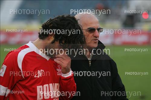 پرسپولیس 2-فجر سپاسی 4 (1384/10/09)