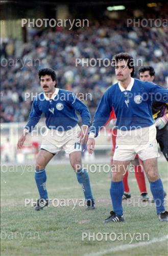 <span style='background: #33747a;box-shadow: 2px 3px 5px black;font-weight: 300;font-size: 10px;border-radius: 2px;margin: 2px;color: #fff;padding: 2px 5px;font - size: 10px;line - height: 22px; '>قاسم سیانکی</span> <span style='background: #33747a;box-shadow: 2px 3px 5px black;font-weight: 300;font-size: 10px;border-radius: 2px;margin: 2px;color: #fff;padding: 2px 5px;font - size: 10px;line - height: 22px; '>صادق ورمزیار</span> 