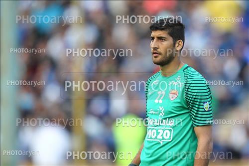 <span style='background: #33747a;box-shadow: 2px 3px 5px black;font-weight: 300;font-size: 10px;border-radius: 2px;margin: 2px;color: #fff;padding: 2px 5px;font - size: 10px;line - height: 22px; '>احسان مرادیان</span> 