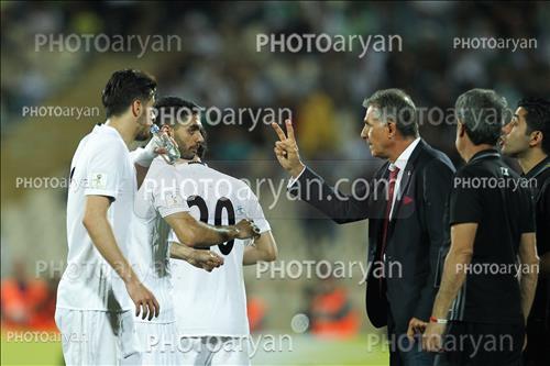 <span style='background: #33747a;box-shadow: 2px 3px 5px black;font-weight: 300;font-size: 10px;border-radius: 2px;margin: 2px;color: #fff;padding: 2px 5px;font - size: 10px;line - height: 22px; '>سعید عزت الهی</span> <span style='background: #33747a;box-shadow: 2px 3px 5px black;font-weight: 300;font-size: 10px;border-radius: 2px;margin: 2px;color: #fff;padding: 2px 5px;font - size: 10px;line - height: 22px; '>علی کریمی Ali Karimi</span> <span style='background: #33747a;box-shadow: 2px 3px 5px black;font-weight: 300;font-size: 10px;border-radius: 2px;margin: 2px;color: #fff;padding: 2px 5px;font - size: 10px;line - height: 22px; '>کارلوس کی روش</span> 