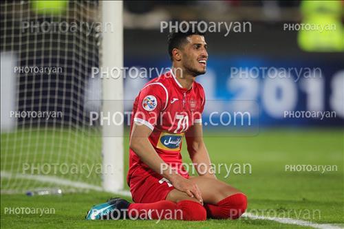 <span style='background: #33747a;font-weight: 300;font-size: 10px;box-shadow: 2px 3px 5px black;border-radius: 2px;margin: 2px;color: #fff;padding: 2px 5px;font - size: 10px;line - height: 22px; '>علی علیپور</span> 