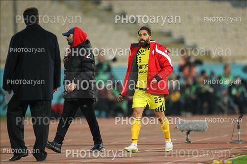 <span style='background: #33747a;box-shadow: 2px 3px 5px black;font-weight: 300;font-size: 10px;border-radius: 2px;margin: 2px;color: #fff;padding: 2px 5px;font - size: 10px;line - height: 22px; '>امیر حسین فشنگچی</span> 