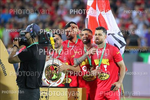 <span style='background: #33747a;box-shadow: 2px 3px 5px black;font-weight: 300;font-size: 10px;border-radius: 2px;margin: 2px;color: #fff;padding: 2px 5px;font - size: 10px;line - height: 22px; '>کمال کامیابی نیا</span> <span style='background: #33747a;box-shadow: 2px 3px 5px black;font-weight: 300;font-size: 10px;border-radius: 2px;margin: 2px;color: #fff;padding: 2px 5px;font - size: 10px;line - height: 22px; '>مرتضی پور علی گنجی</span> <span style='background: #33747a;box-shadow: 2px 3px 5px black;font-weight: 300;font-size: 10px;border-radius: 2px;margin: 2px;color: #fff;padding: 2px 5px;font - size: 10px;line - height: 22px; '>ميلاد سرلک چيوا</span> 