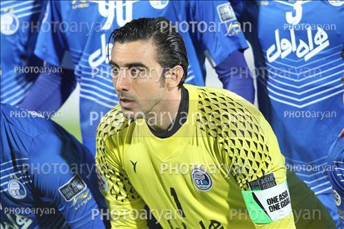 <span style='background: #33747a;font-weight: 300;font-size: 10px;box-shadow: 2px 3px 5px black;border-radius: 2px;margin: 2px;color: #fff;padding: 2px 5px;font - size: 10px;line - height: 22px; '>سید مهدی رحمتی</span> 