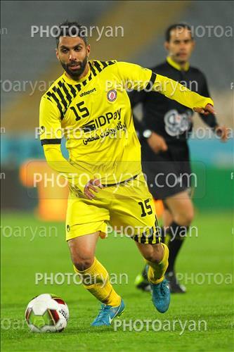 <span style='background: #33747a;box-shadow: 2px 3px 5px black;font-weight: 300;font-size: 10px;border-radius: 2px;margin: 2px;color: #fff;padding: 2px 5px;font - size: 10px;line - height: 22px; '>سامان آقازمانی</span> 