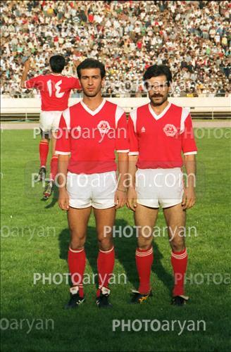 <span style='background: #33747a;box-shadow: 2px 3px 5px black;font-weight: 300;font-size: 10px;border-radius: 2px;margin: 2px;color: #fff;padding: 2px 5px;font - size: 10px;line - height: 22px; '>محمدحسن انصاری فر</span> <span style='background: #33747a;box-shadow: 2px 3px 5px black;font-weight: 300;font-size: 10px;border-radius: 2px;margin: 2px;color: #fff;padding: 2px 5px;font - size: 10px;line - height: 22px; '>محسن عاشوریَ</span> 