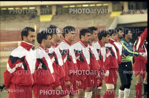 <span style='background: #33747a;font-weight: 300;font-size: 10px;box-shadow: 2px 3px 5px black;border-radius: 2px;margin: 2px;color: #fff;padding: 2px 5px;font - size: 10px;line - height: 22px; '>احمدرضا عابدزاده Ahmad Reza Abedzadeh</span> 