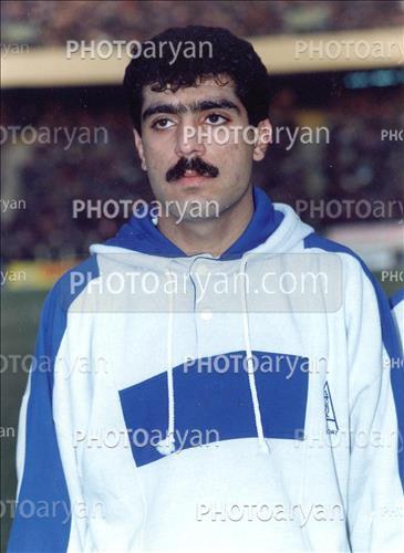 <span style='background: #33747a;box-shadow: 2px 3px 5px black;font-weight: 300;font-size: 10px;border-radius: 2px;margin: 2px;color: #fff;padding: 2px 5px;font - size: 10px;line - height: 22px; '>عادل حردانی</span> 