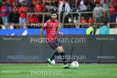 <span style='background: #33747a;font-weight: 300;font-size: 10px;box-shadow: 2px 3px 5px black;border-radius: 2px;margin: 2px;color: #fff;padding: 2px 5px;font - size: 10px;line - height: 22px; '>شاهین طاهرخانی</span> 