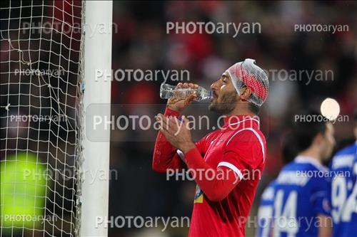 <span style='background: #33747a;font-weight: 300;font-size: 10px;box-shadow: 2px 3px 5px black;border-radius: 2px;margin: 2px;color: #fff;padding: 2px 5px;font - size: 10px;line - height: 22px; '>شجاع خلیل زاده</span> 