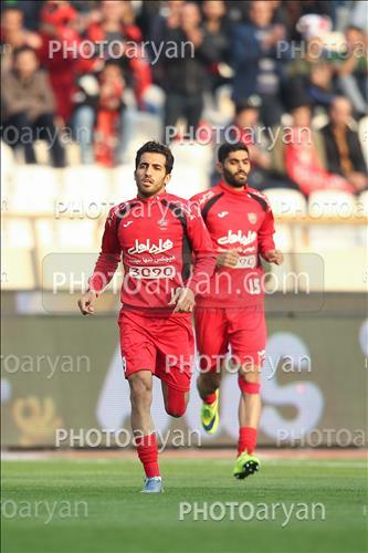 <span style='background: #33747a;font-weight: 300;font-size: 10px;box-shadow: 2px 3px 5px black;border-radius: 2px;margin: 2px;color: #fff;padding: 2px 5px;font - size: 10px;line - height: 22px; '>محمد انصاری</span> <span style='background: #33747a;font-weight: 300;font-size: 10px;box-shadow: 2px 3px 5px black;border-radius: 2px;margin: 2px;color: #fff;padding: 2px 5px;font - size: 10px;line - height: 22px; '>وحید امیری</span> 