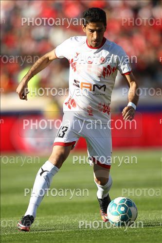 <span style='background: #33747a;box-shadow: 2px 3px 5px black;font-weight: 300;font-size: 10px;border-radius: 2px;margin: 2px;color: #fff;padding: 2px 5px;font - size: 10px;line - height: 22px; '>محسن یوسفی</span> 