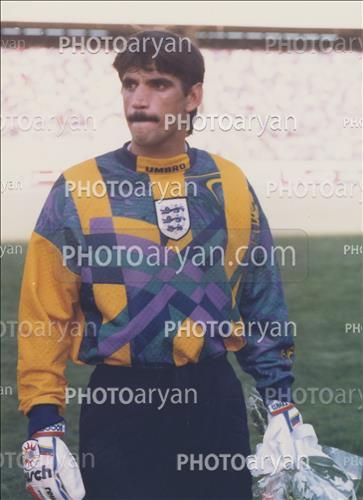 <span style='background: #33747a;font-weight: 300;font-size: 10px;box-shadow: 2px 3px 5px black;border-radius: 2px;margin: 2px;color: #fff;padding: 2px 5px;font - size: 10px;line - height: 22px; '>بهزاد غلامپور</span> 