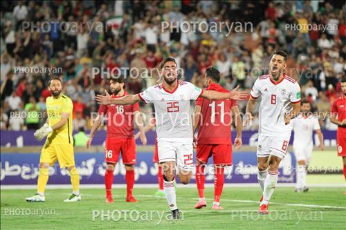 <span style='background: #33747a;font-weight: 300;font-size: 10px;box-shadow: 2px 3px 5px black;border-radius: 2px;margin: 2px;color: #fff;padding: 2px 5px;font - size: 10px;line - height: 22px; '>اللهیار صیادمنش</span> 