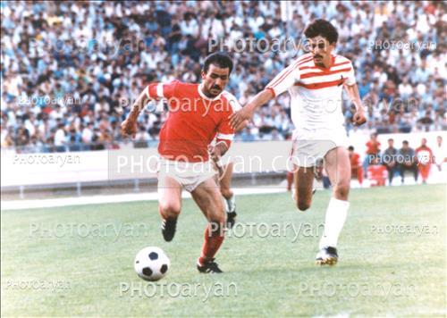 <span style='background: #33747a;box-shadow: 2px 3px 5px black;font-weight: 300;font-size: 10px;border-radius: 2px;margin: 2px;color: #fff;padding: 2px 5px;font - size: 10px;line - height: 22px; '>رحیم یوسفی</span> 