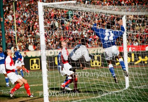 <span style='background: #33747a;box-shadow: 2px 3px 5px black;font-weight: 300;font-size: 10px;border-radius: 2px;margin: 2px;color: #fff;padding: 2px 5px;font - size: 10px;line - height: 22px; '>نا مشخص</span> 