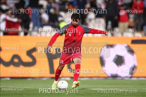 <span style='background: #33747a;font-weight: 300;font-size: 10px;box-shadow: 2px 3px 5px black;border-radius: 2px;margin: 2px;color: #fff;padding: 2px 5px;font - size: 10px;line - height: 22px; '>منوچهر صفروف</span> 