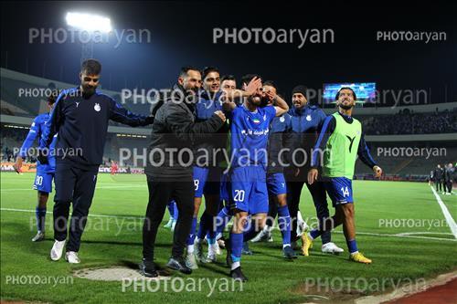 استقلال 1-نساجی مازندران 0    (1403/12/04)