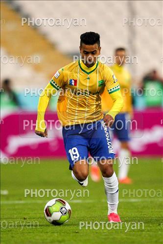 <span style='background: #33747a;box-shadow: 2px 3px 5px black;font-weight: 300;font-size: 10px;border-radius: 2px;margin: 2px;color: #fff;padding: 2px 5px;font - size: 10px;line - height: 22px; '>محمد امین درویشی</span> 