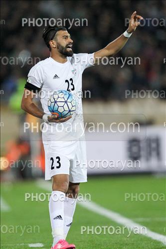 <span style='background: #33747a;font-weight: 300;font-size: 10px;box-shadow: 2px 3px 5px black;border-radius: 2px;margin: 2px;color: #fff;padding: 2px 5px;font - size: 10px;line - height: 22px; '>رامین رضائیان</span> 