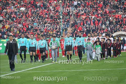 <span style='background: #33747a;box-shadow: 2px 3px 5px black;font-weight: 300;font-size: 10px;border-radius: 2px;margin: 2px;color: #fff;padding: 2px 5px;font - size: 10px;line - height: 22px; '>محمد عباس زاده</span> <span style='background: #33747a;box-shadow: 2px 3px 5px black;font-weight: 300;font-size: 10px;border-radius: 2px;margin: 2px;color: #fff;padding: 2px 5px;font - size: 10px;line - height: 22px; '>احمد نورالهی</span> <span style='background: #33747a;box-shadow: 2px 3px 5px black;font-weight: 300;font-size: 10px;border-radius: 2px;margin: 2px;color: #fff;padding: 2px 5px;font - size: 10px;line - height: 22px; '>ورود تیم ها</span> 