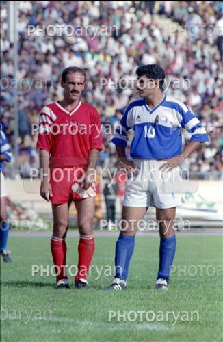 <span style='background: #33747a;box-shadow: 2px 3px 5px black;font-weight: 300;font-size: 10px;border-radius: 2px;margin: 2px;color: #fff;padding: 2px 5px;font - size: 10px;line - height: 22px; '>عادل حردانی</span> 