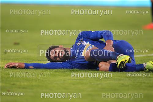 <span style='background: #33747a;box-shadow: 2px 3px 5px black;font-weight: 300;font-size: 10px;border-radius: 2px;margin: 2px;color: #fff;padding: 2px 5px;font - size: 10px;line - height: 22px; '>علی دشتی</span> 