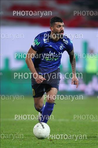 <span style='background: #33747a;font-weight: 300;font-size: 10px;box-shadow: 2px 3px 5px black;border-radius: 2px;margin: 2px;color: #fff;padding: 2px 5px;font - size: 10px;line - height: 22px; '>محمد دانشگر</span> 