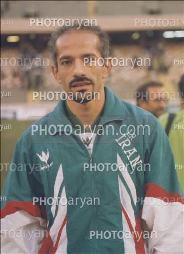 <span style='background: #33747a;box-shadow: 2px 3px 5px black;font-weight: 300;font-size: 10px;border-radius: 2px;margin: 2px;color: #fff;padding: 2px 5px;font - size: 10px;line - height: 22px; '>محمد خاکپور</span> 