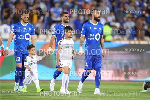 استقلال 3-هوادار 2  (1402/07/28)